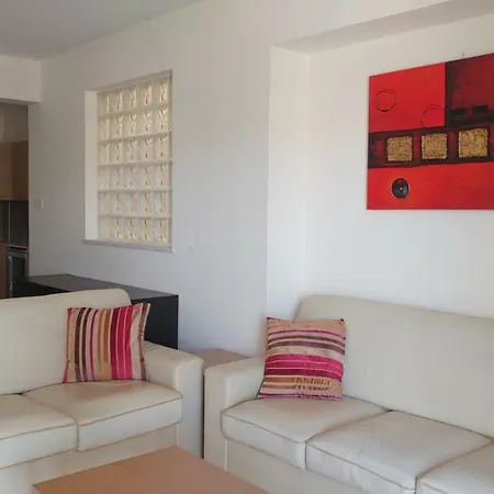 Apartamento Gardens A102 *