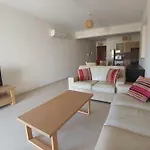 Gardens A102 公寓 皮拉