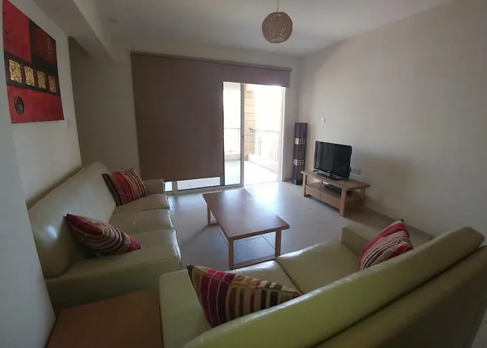 Gardens A102 * ピラ